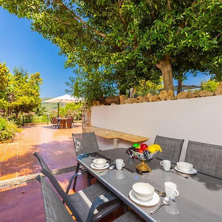 Villa Atlantis Kateleios